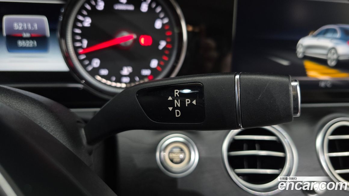 Mercedes-Benz E-Class 2018