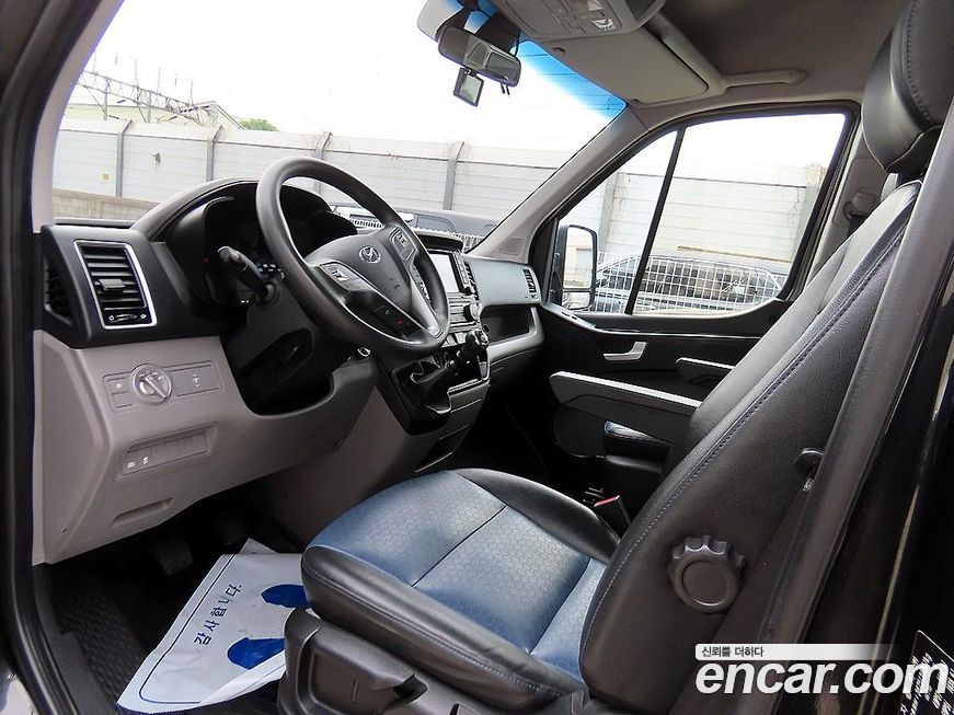 Hyundai Solati 2015