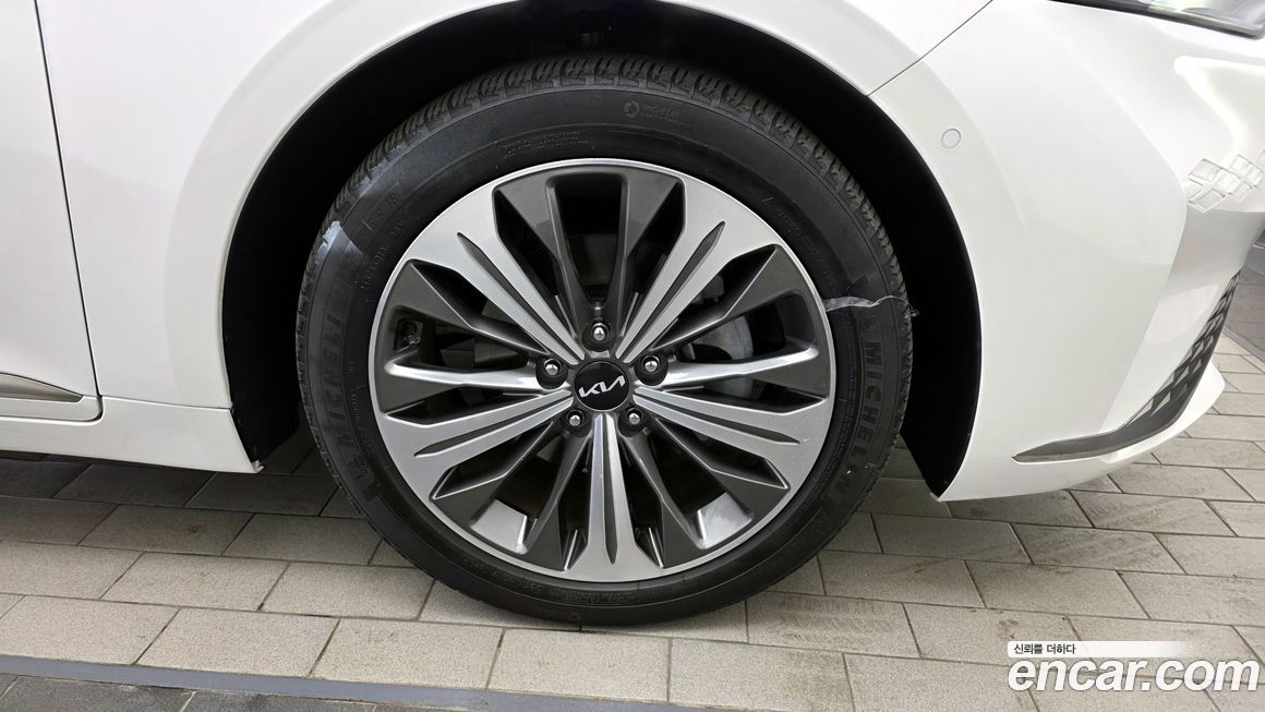 Kia K8 2023