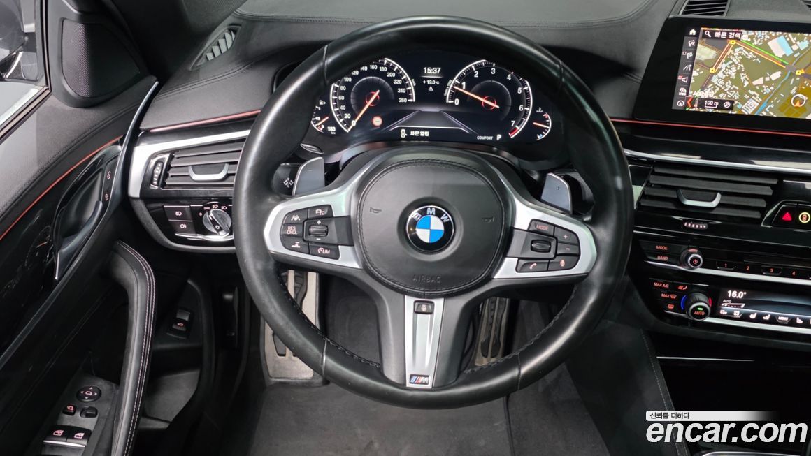 BMW 5-Series 2019