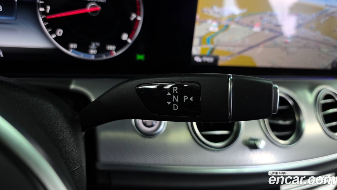 Mercedes-Benz E-Class 2020