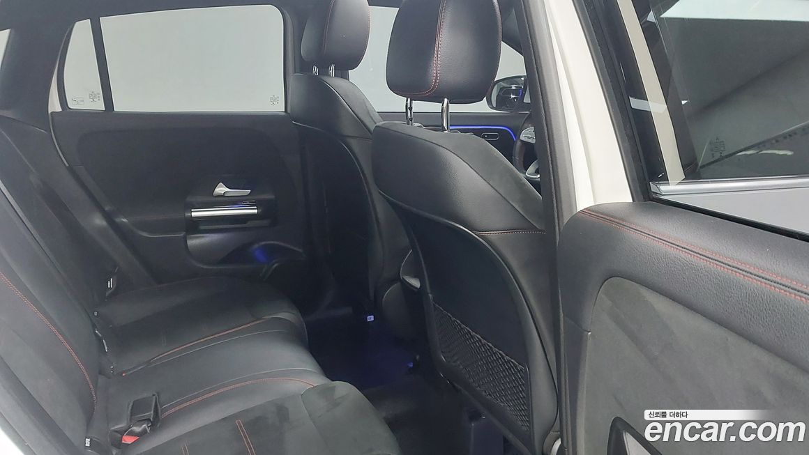 Mercedes-Benz GLA-Class 2020