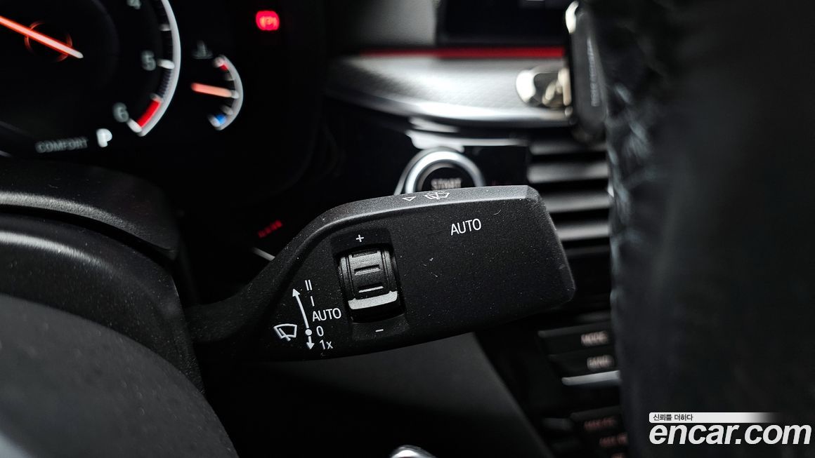 BMW 5-Series 2019
