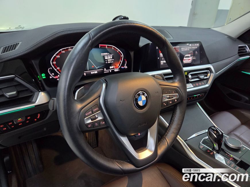 BMW 3-Series 2019
