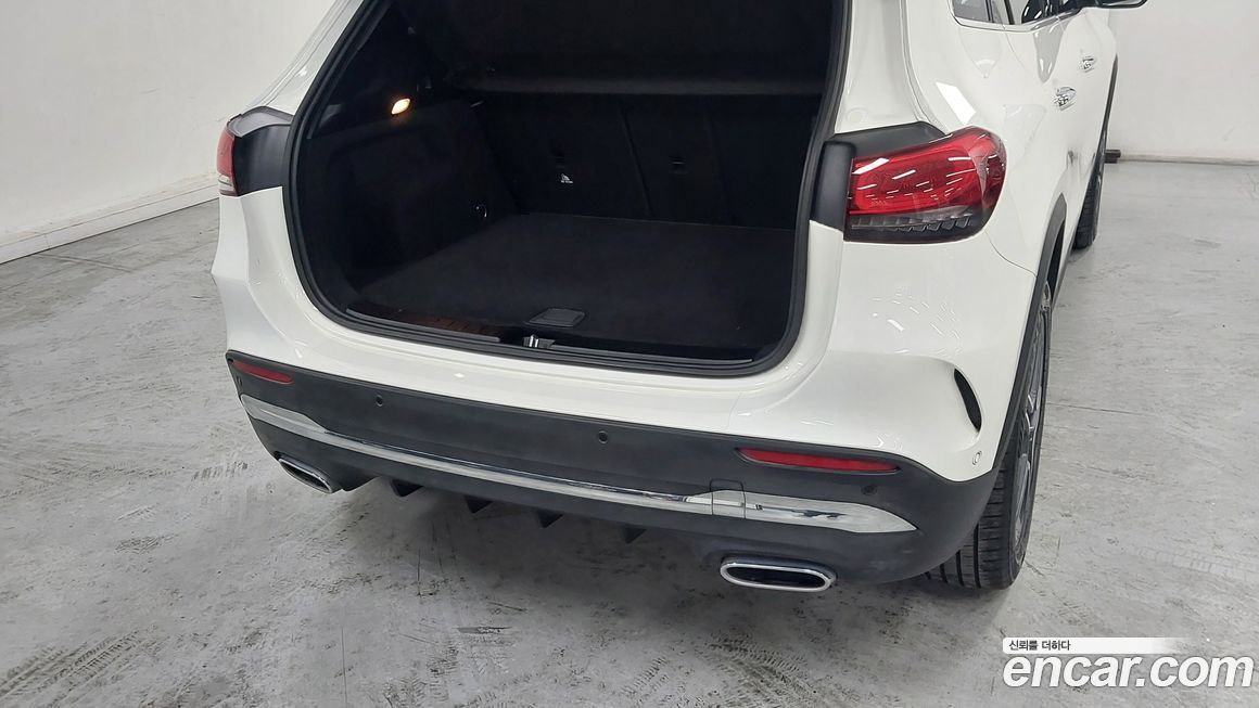 Mercedes-Benz GLA-Class 2020