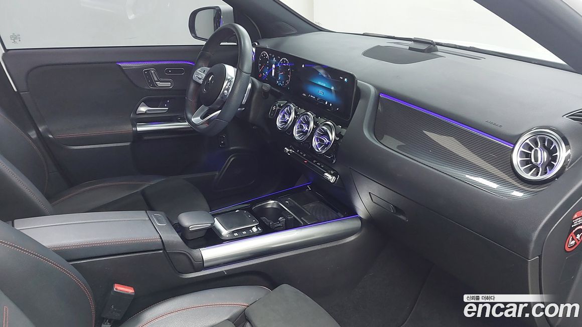 Mercedes-Benz GLA-Class 2020