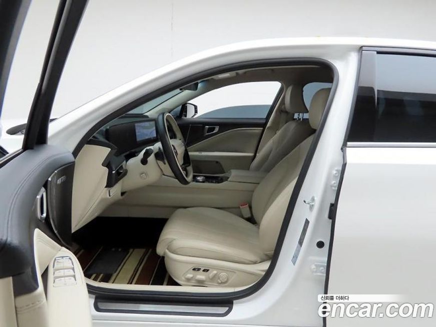 Kia K8 2025