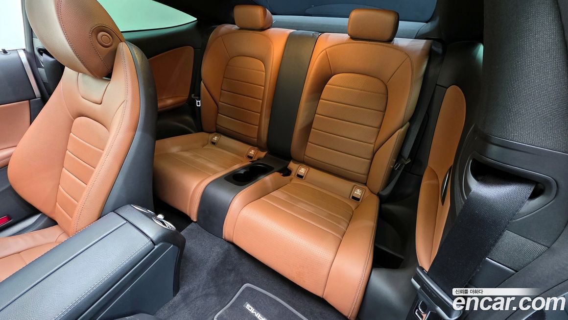Mercedes-Benz C-Class 2021