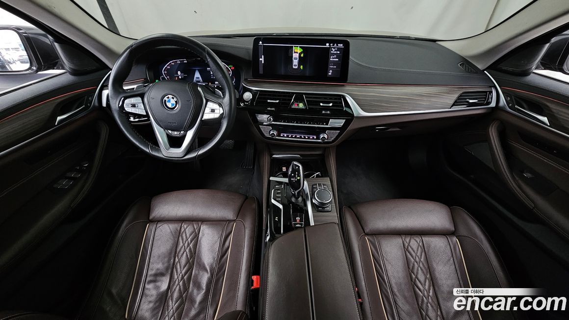 BMW 5-Series 2022