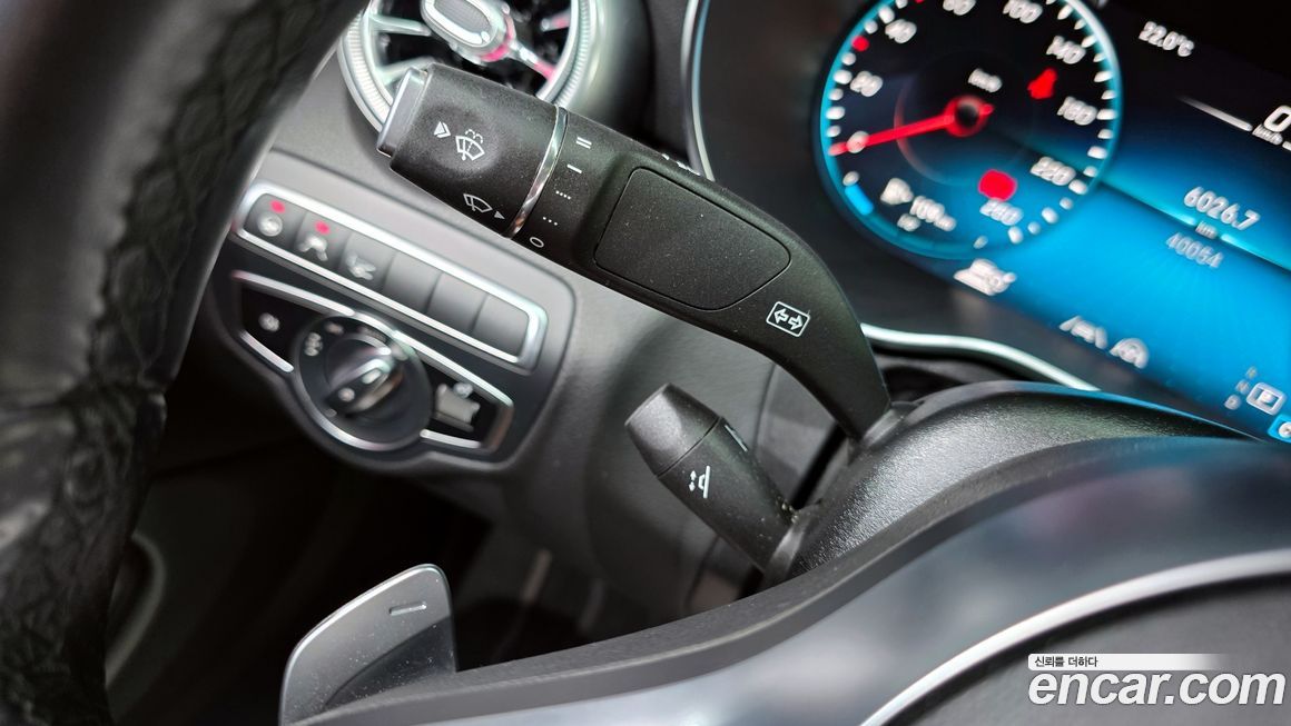 Mercedes-Benz C-Class 2021
