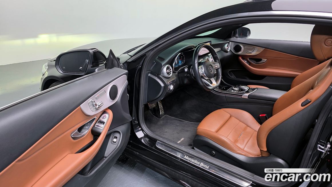Mercedes-Benz C-Class 2021