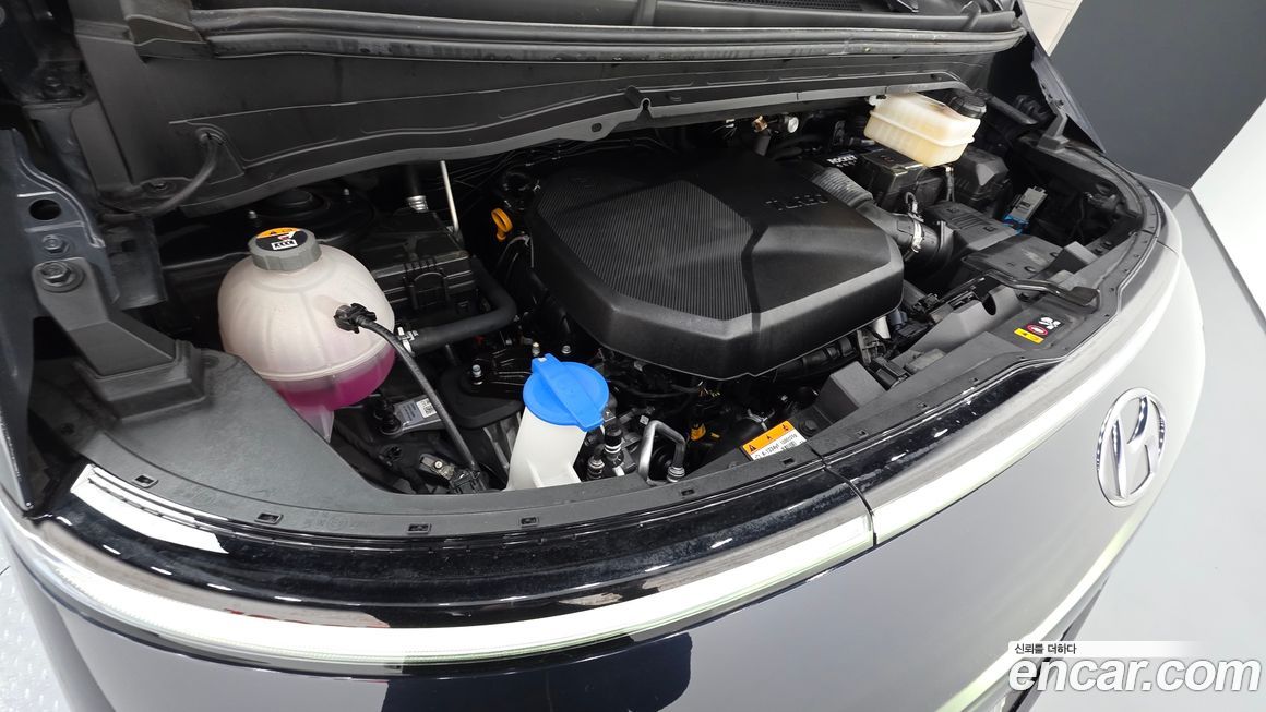 Hyundai Staria 2022