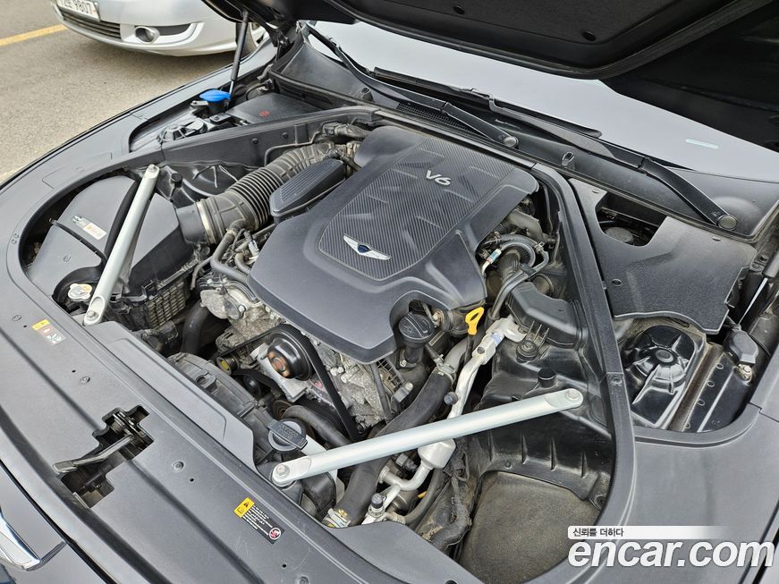 Genesis G90 2021