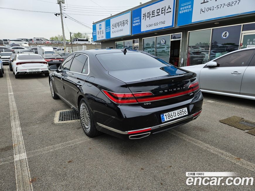 Genesis G90 2021