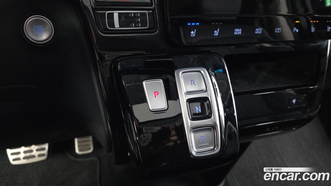 Hyundai Staria 2022