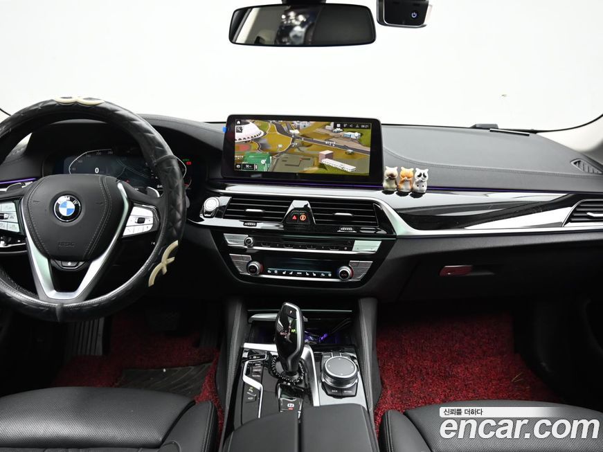 BMW 5-Series 2021