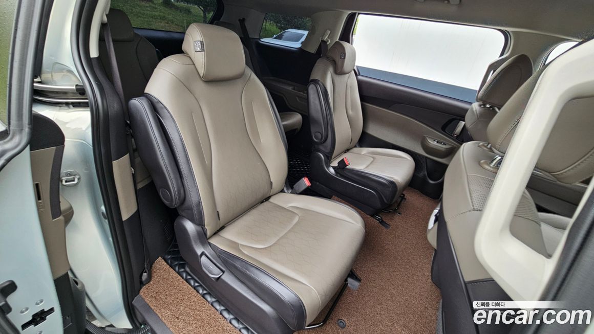 Kia Canival 2025