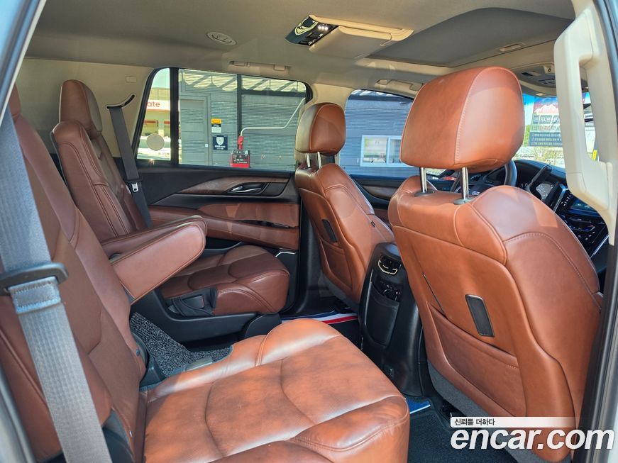 Cadillac Escalade 2018