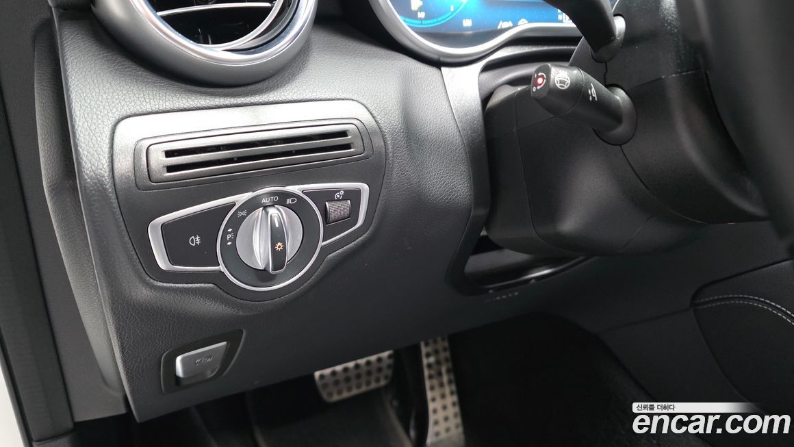 Mercedes-Benz GLC-Class 2021