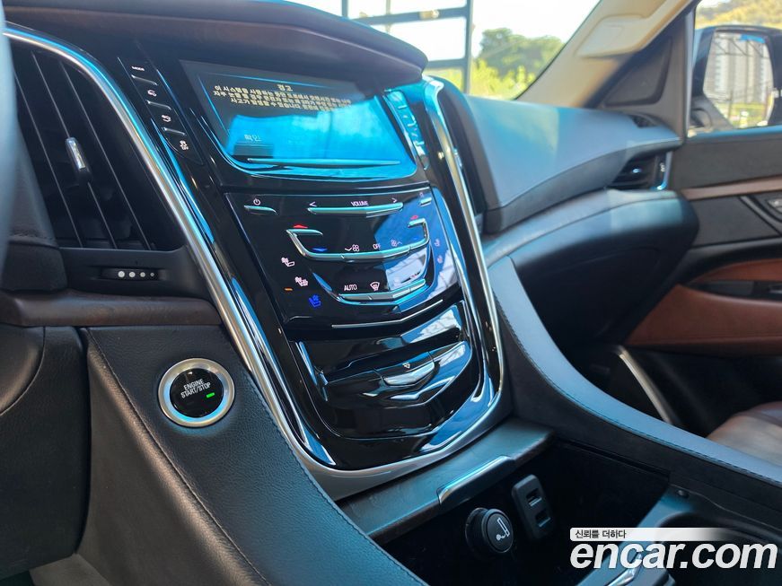 Cadillac Escalade 2018