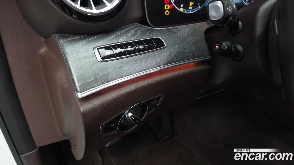 Mercedes-Benz CLS-Class 2019