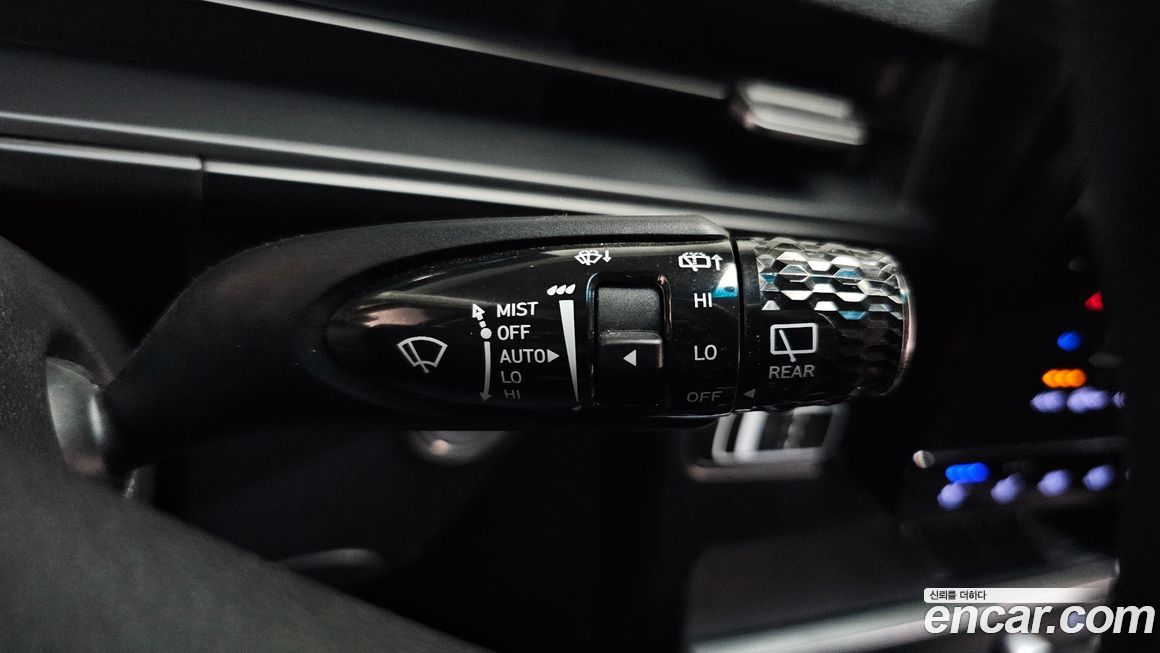 Hyundai Staria 2025