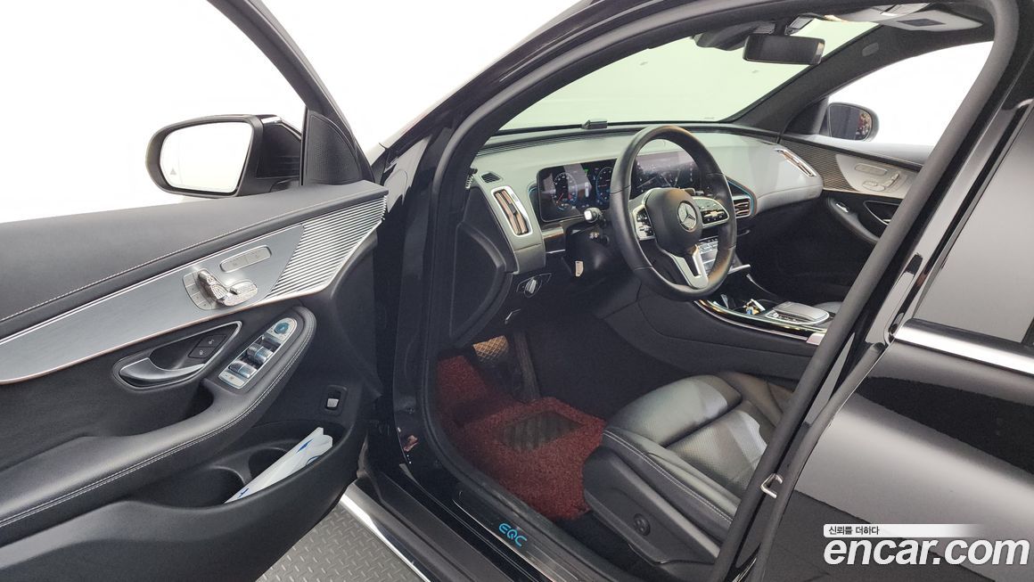 Mercedes-Benz EQC 2020