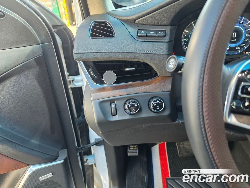 Cadillac Escalade 2018