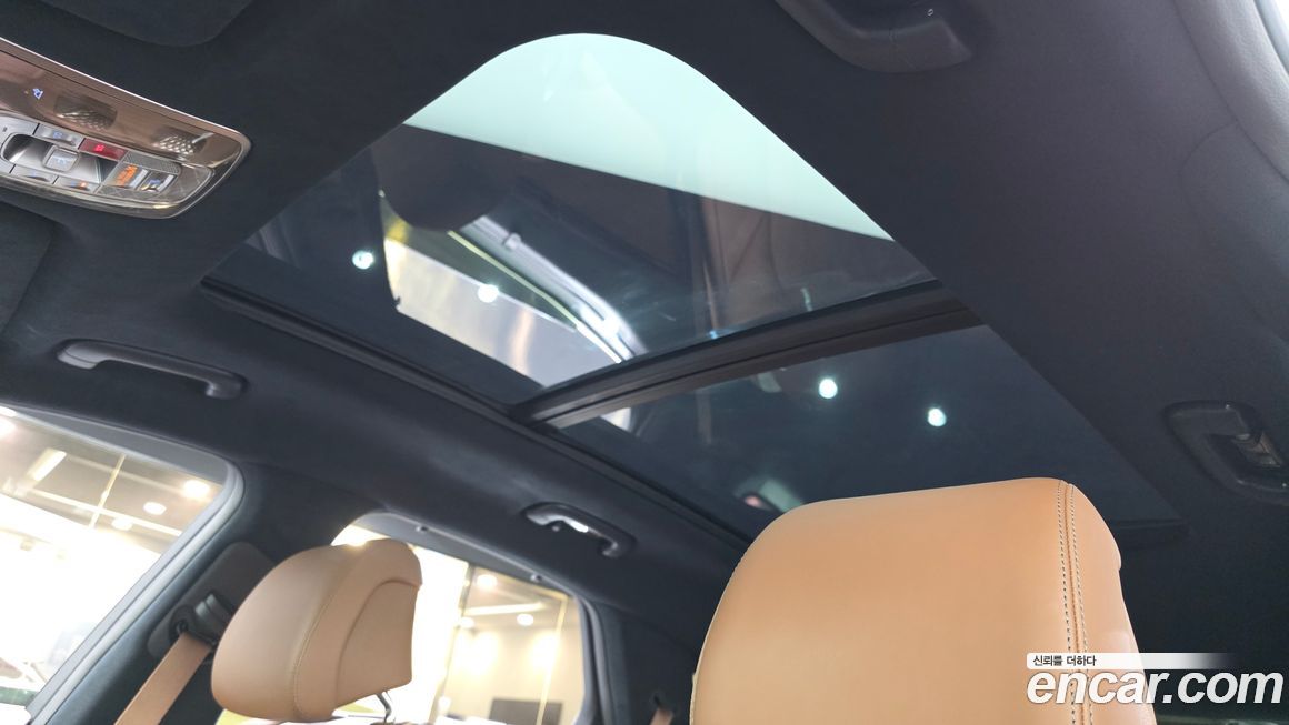 Genesis GV70 2021