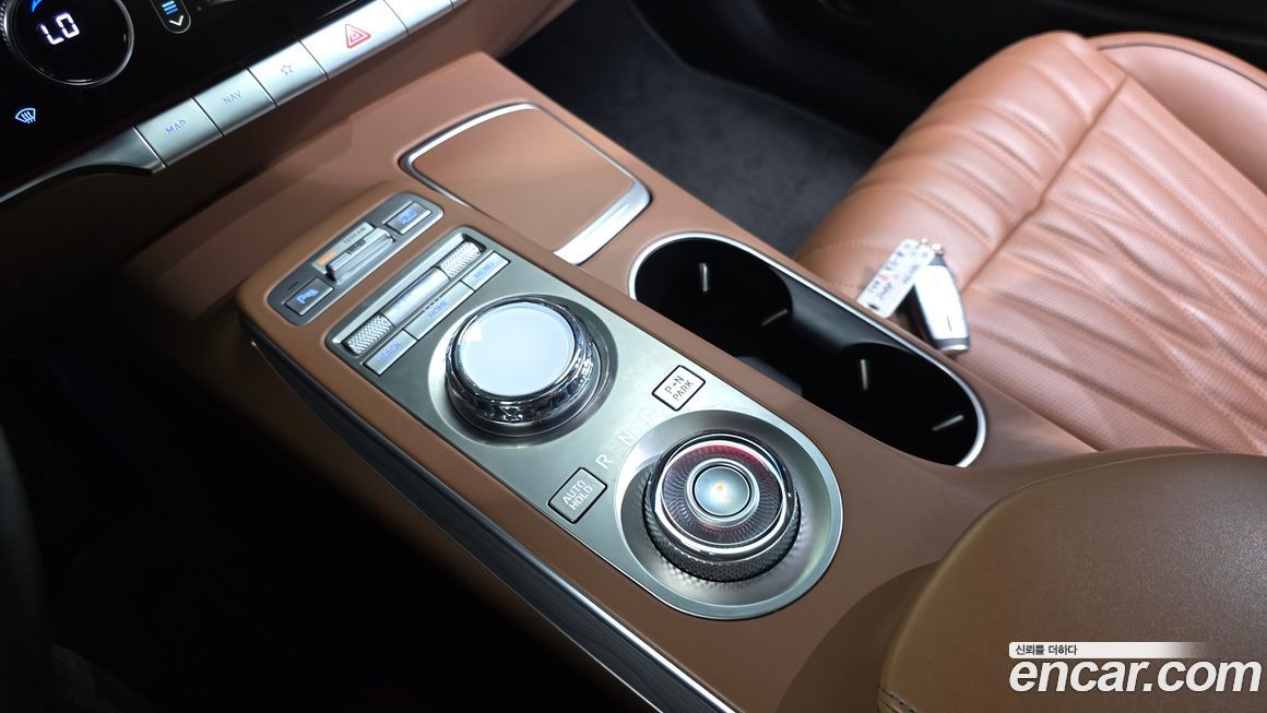 Genesis GV70 2021