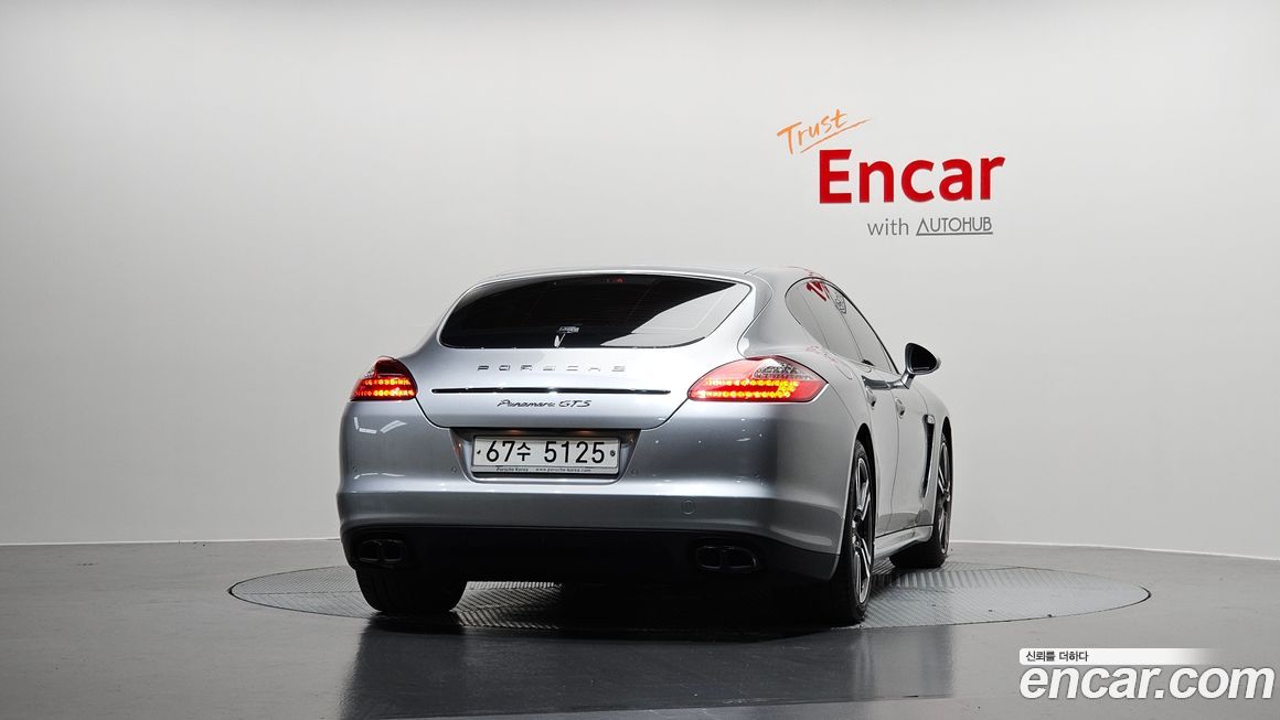 Porsche Panamera 2013