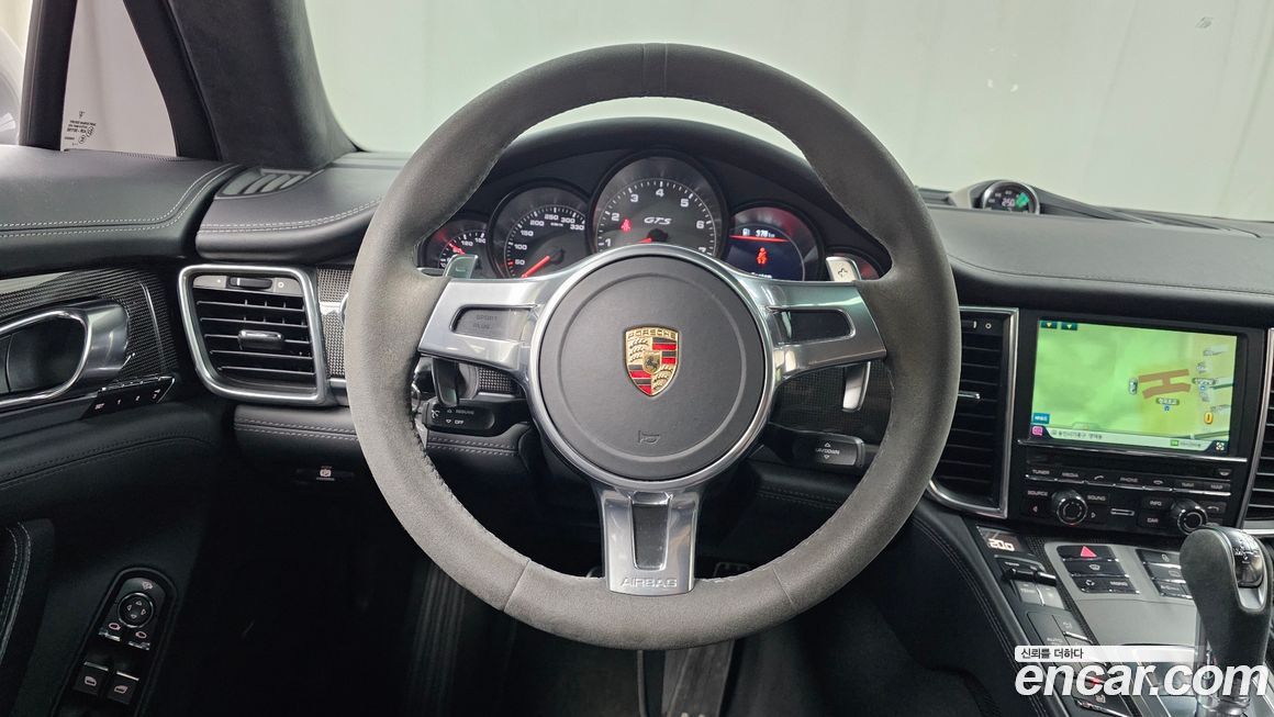 Porsche Panamera 2013