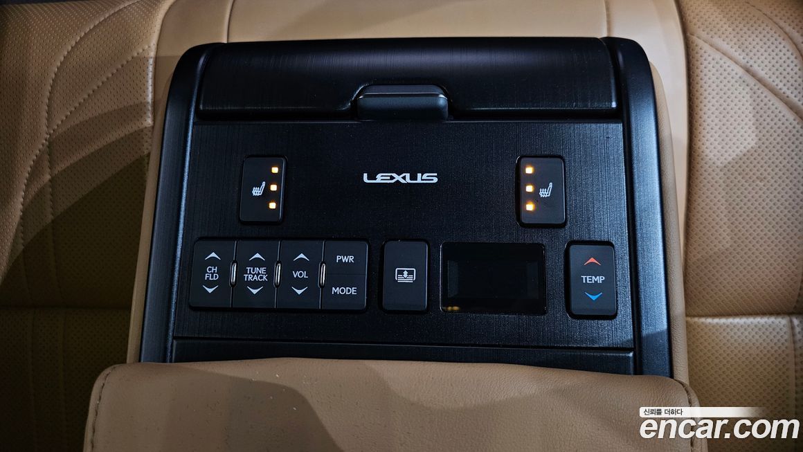 Lexus ES 2019