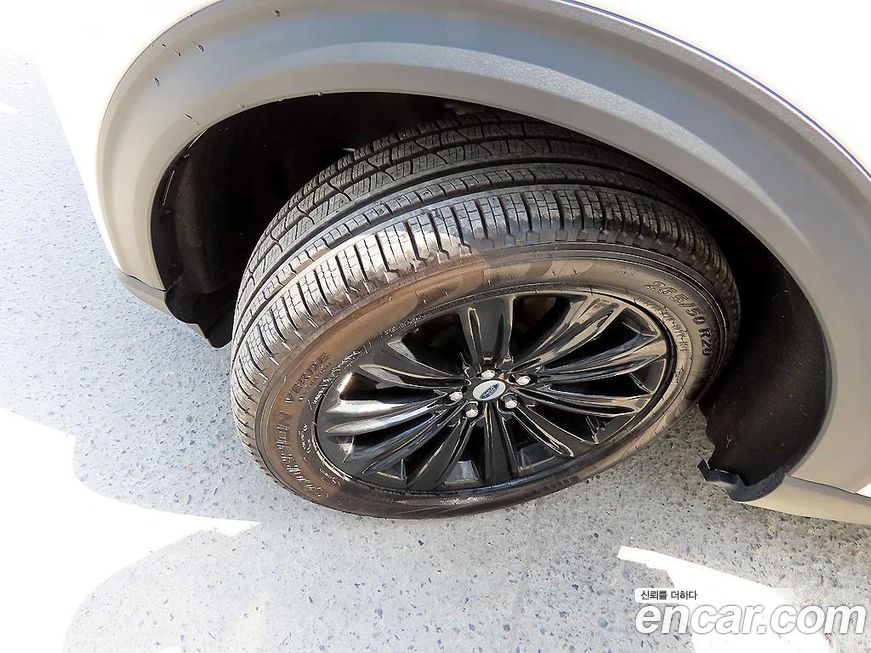 Ford Explorer 2022