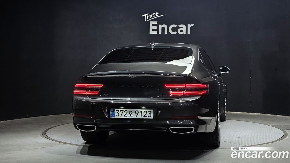 Genesis G80 2023