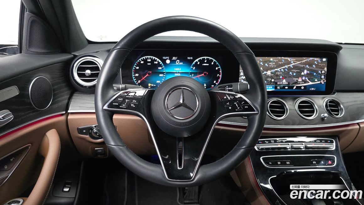 Mercedes-Benz E-Class 2023