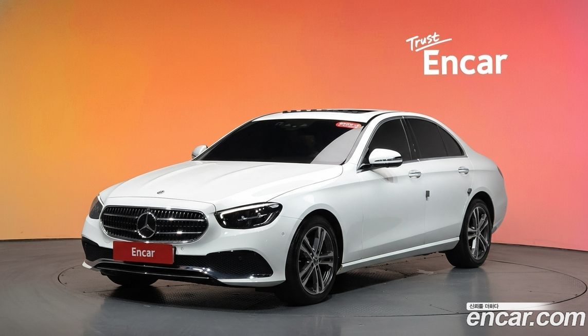 Mercedes-Benz E-Class 2023