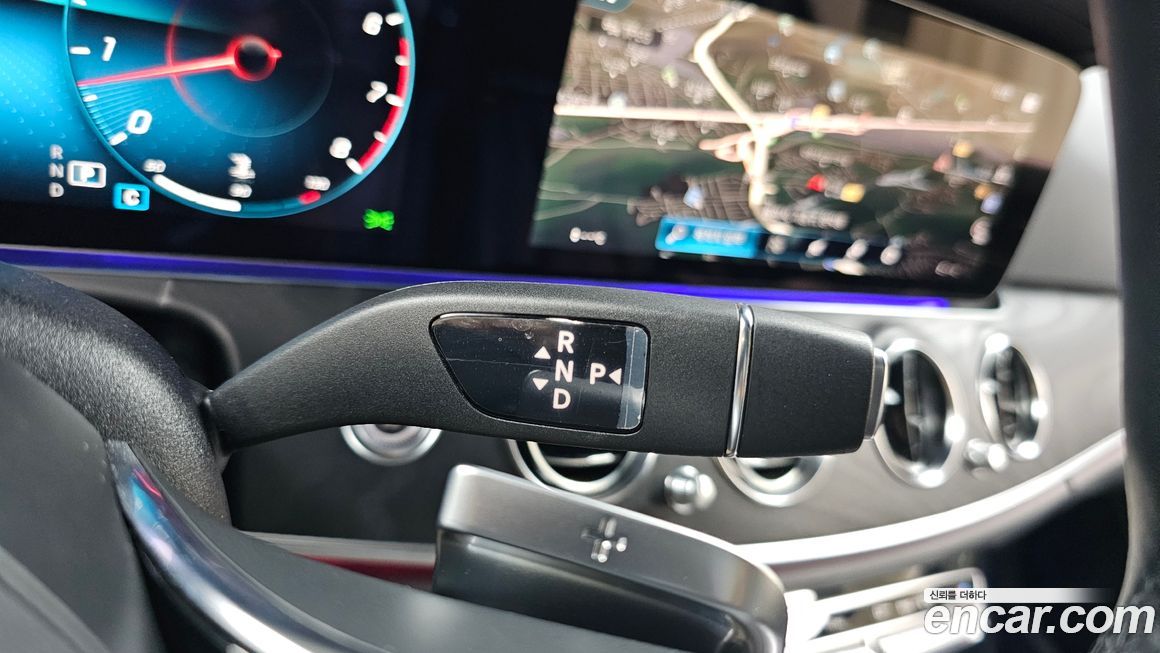 Mercedes-Benz E-Class 2023