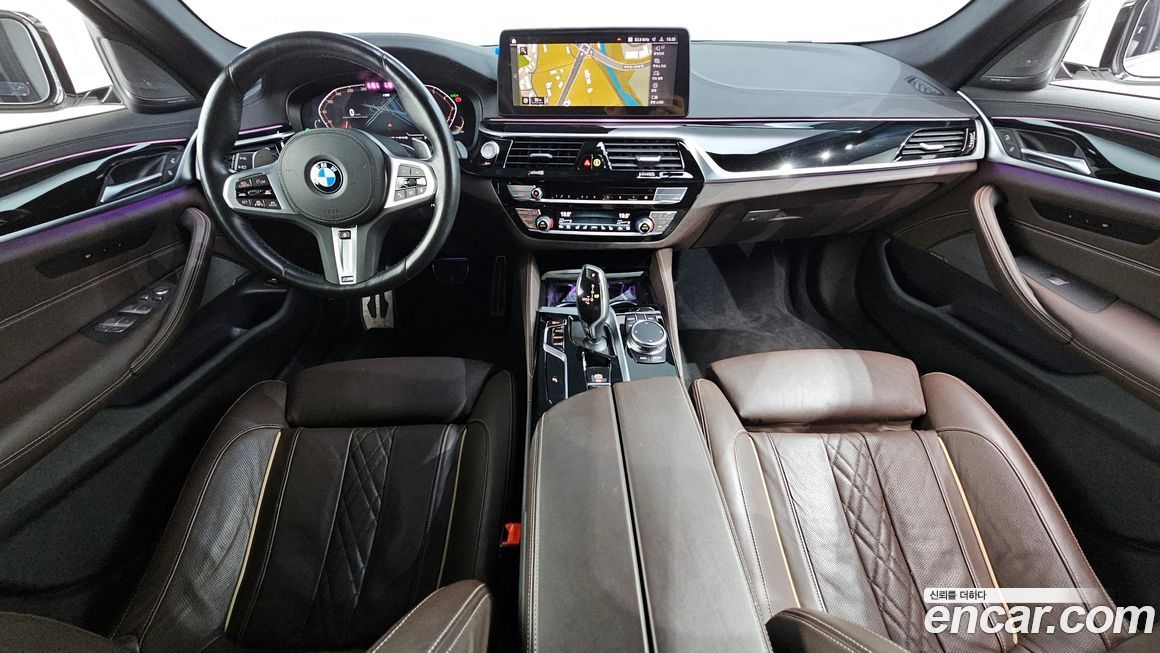BMW 5-Series 2022