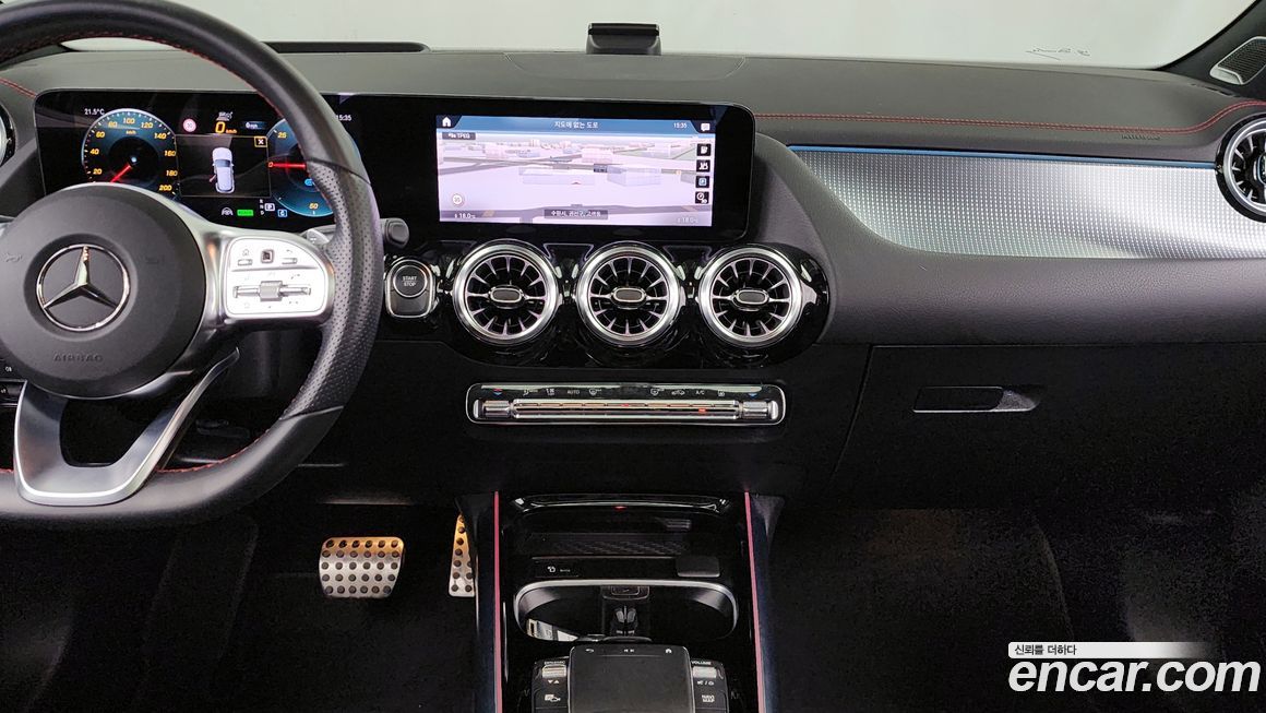 Mercedes-Benz EQA 2024