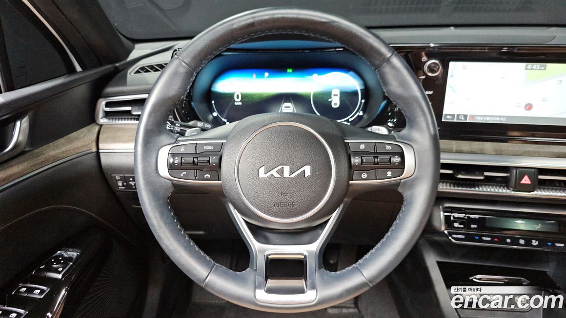 Kia K5 2023