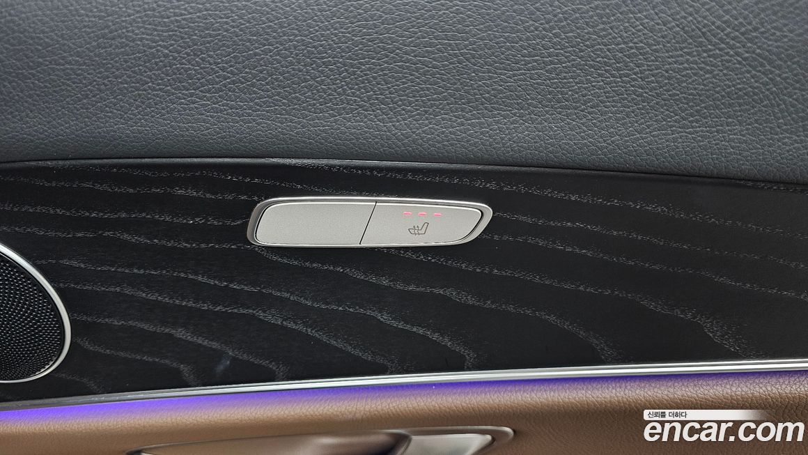 Mercedes-Benz E-Class 2023