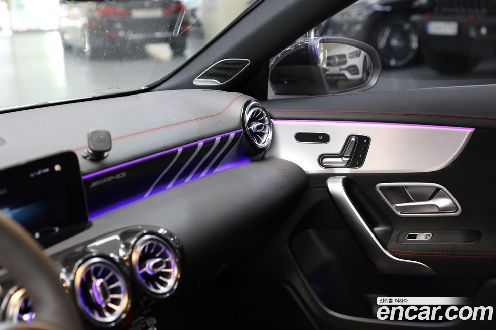 Mercedes-Benz CLA-Class 2020