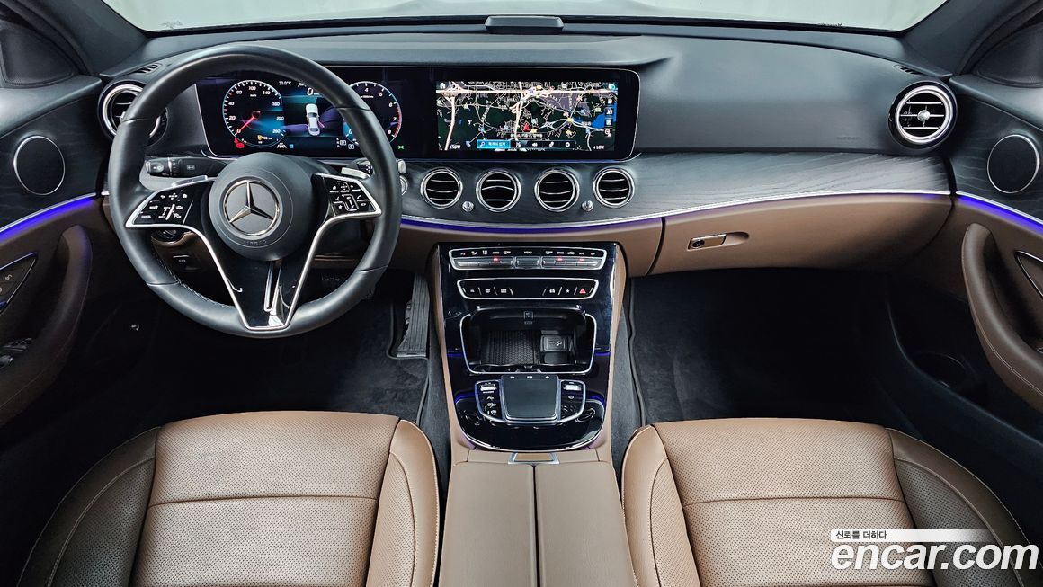 Mercedes-Benz E-Class 2023