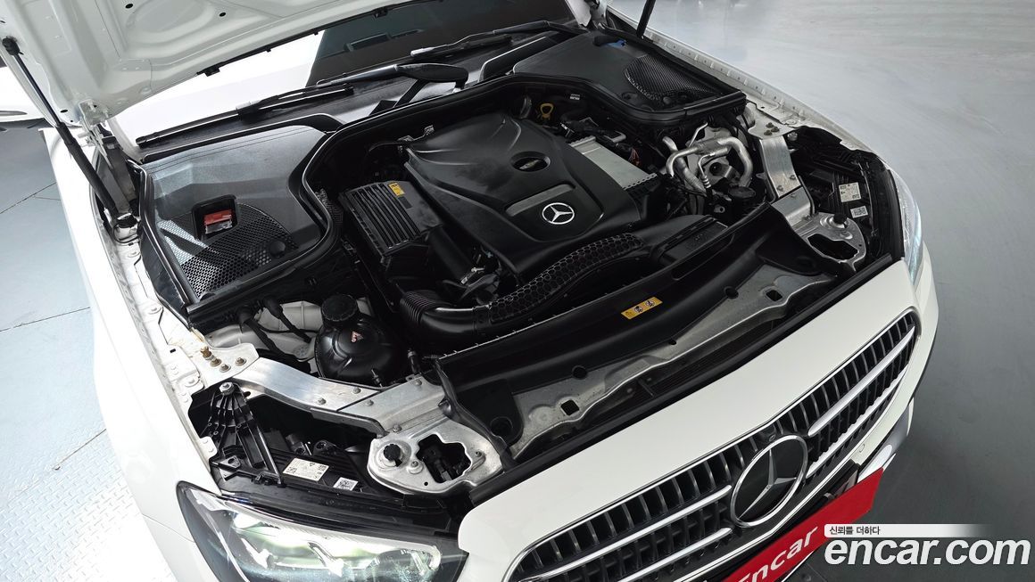 Mercedes-Benz E-Class 2023