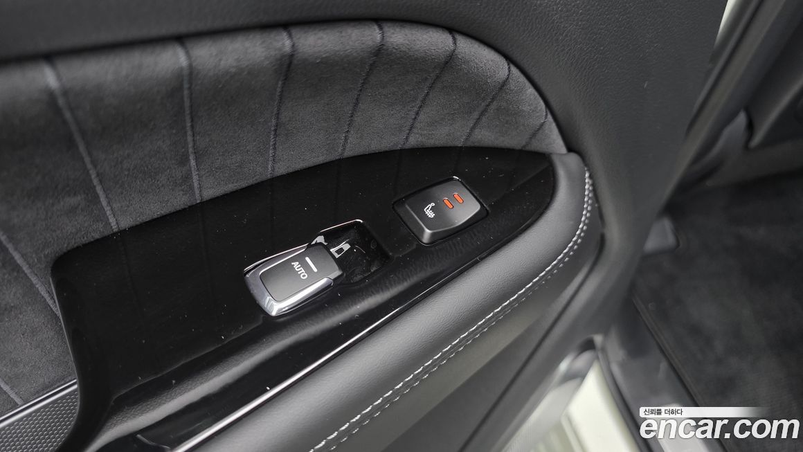 KG_Mobility_Ssangyong Rexton 2024