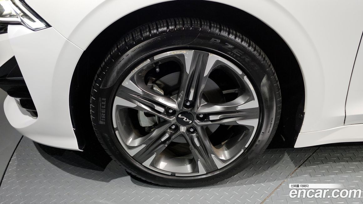 Kia K5 2023