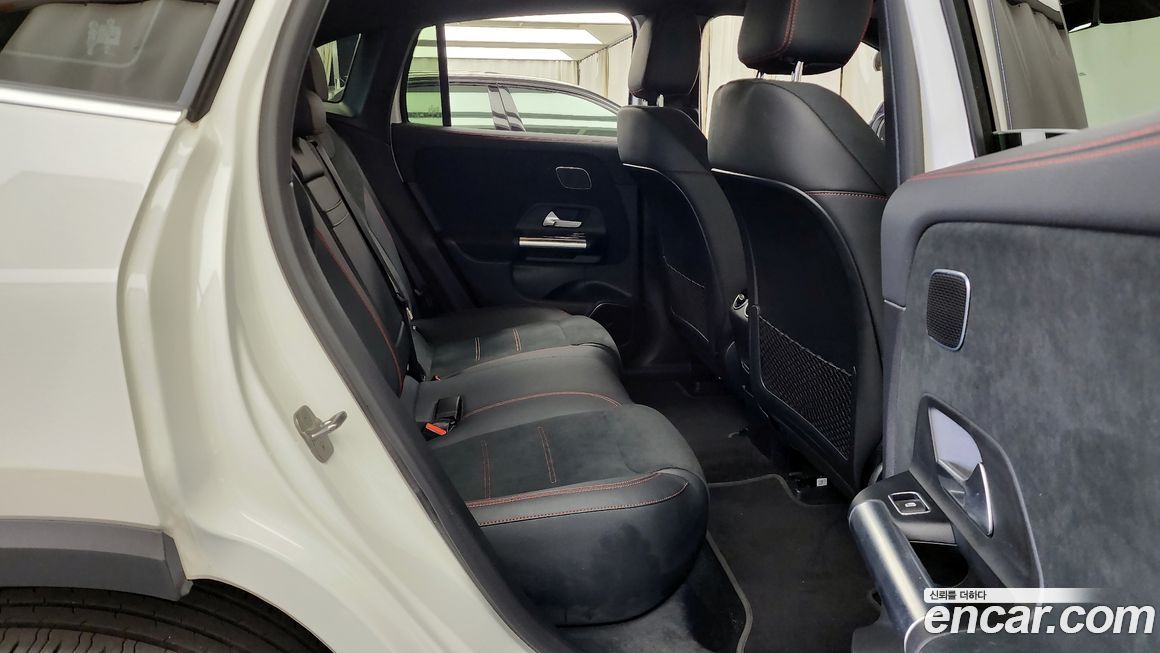 Mercedes-Benz EQA 2024