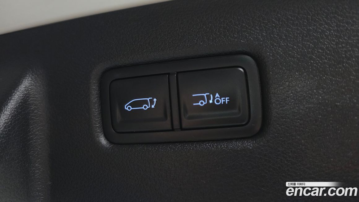 Hyundai Staria 2025