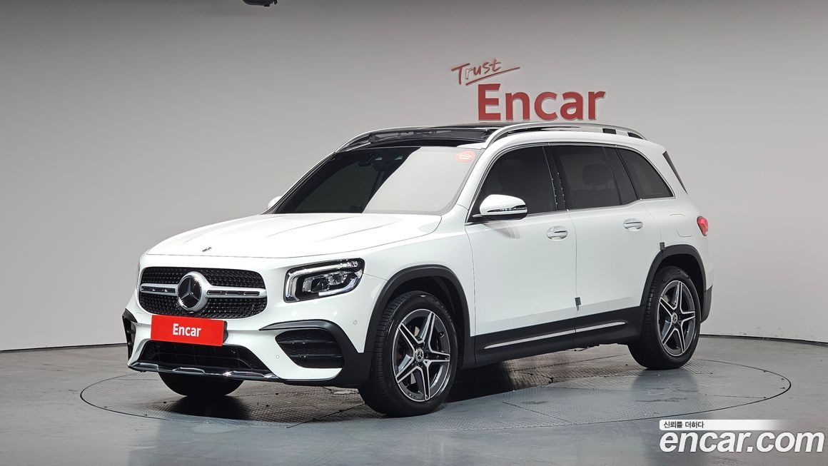 Mercedes-Benz GLB-Class 2023